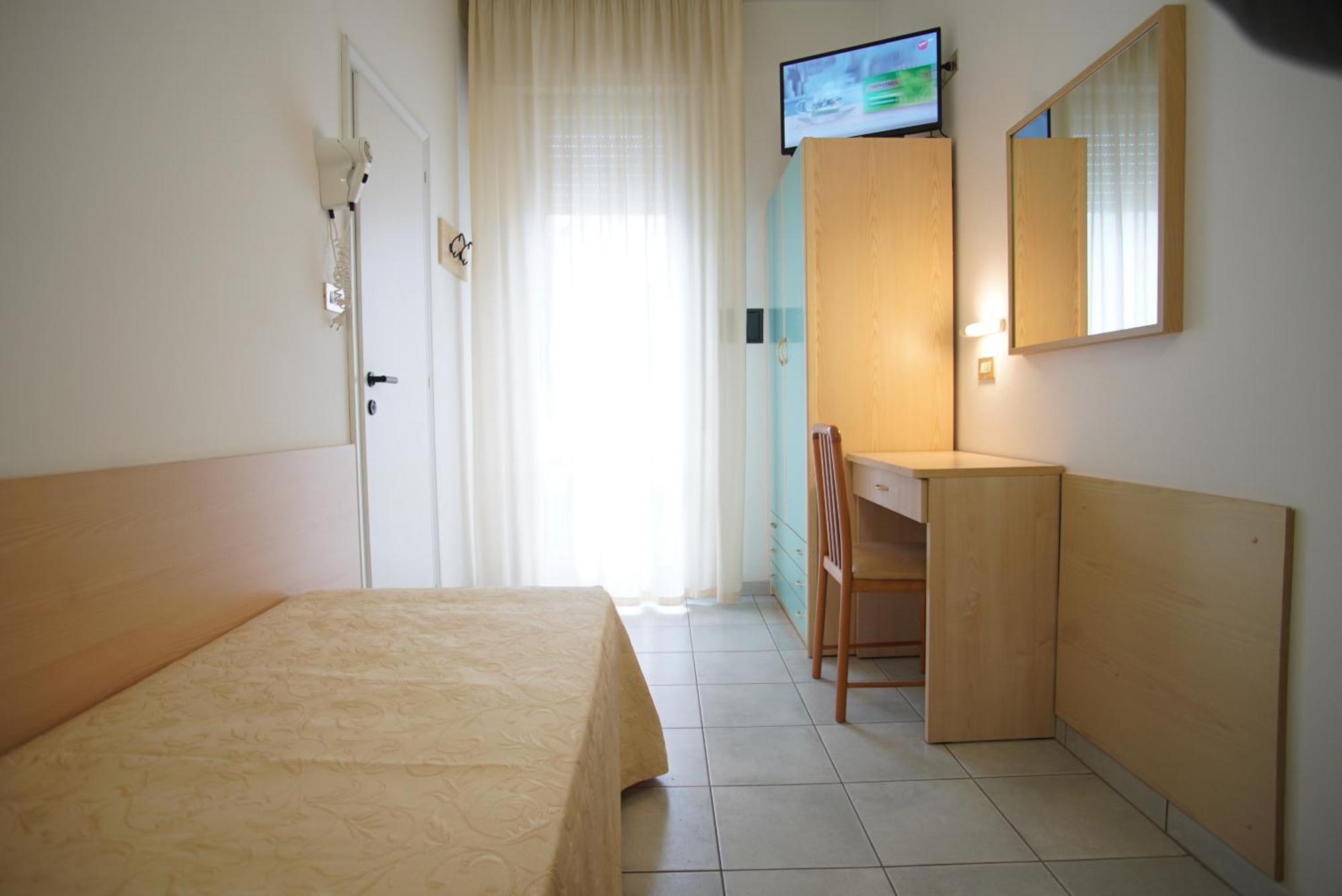 Hotel Dell'Angelo Rimini Exterior photo